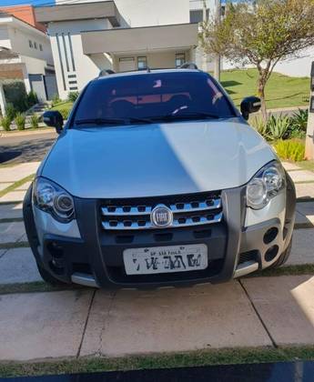 FIAT STRADA 1.8 MPI ADVENTURE CD 16V FLEX 2P MANUAL FIAT STRADA 1.8 MPI ADVENTURE CD 16V FLEX 2P MANUAL